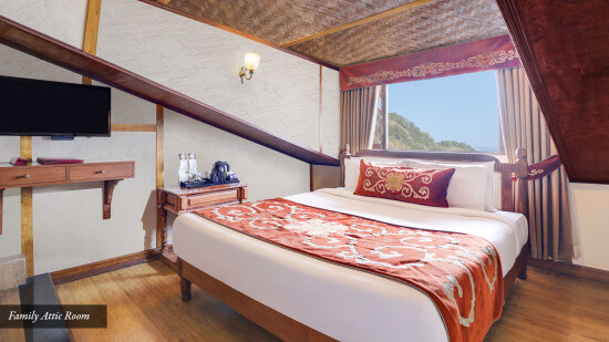 Familyatticroom_zphmtj